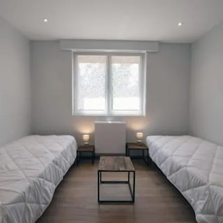 Casa de Férias Maison Charmante A Avec Jardin *